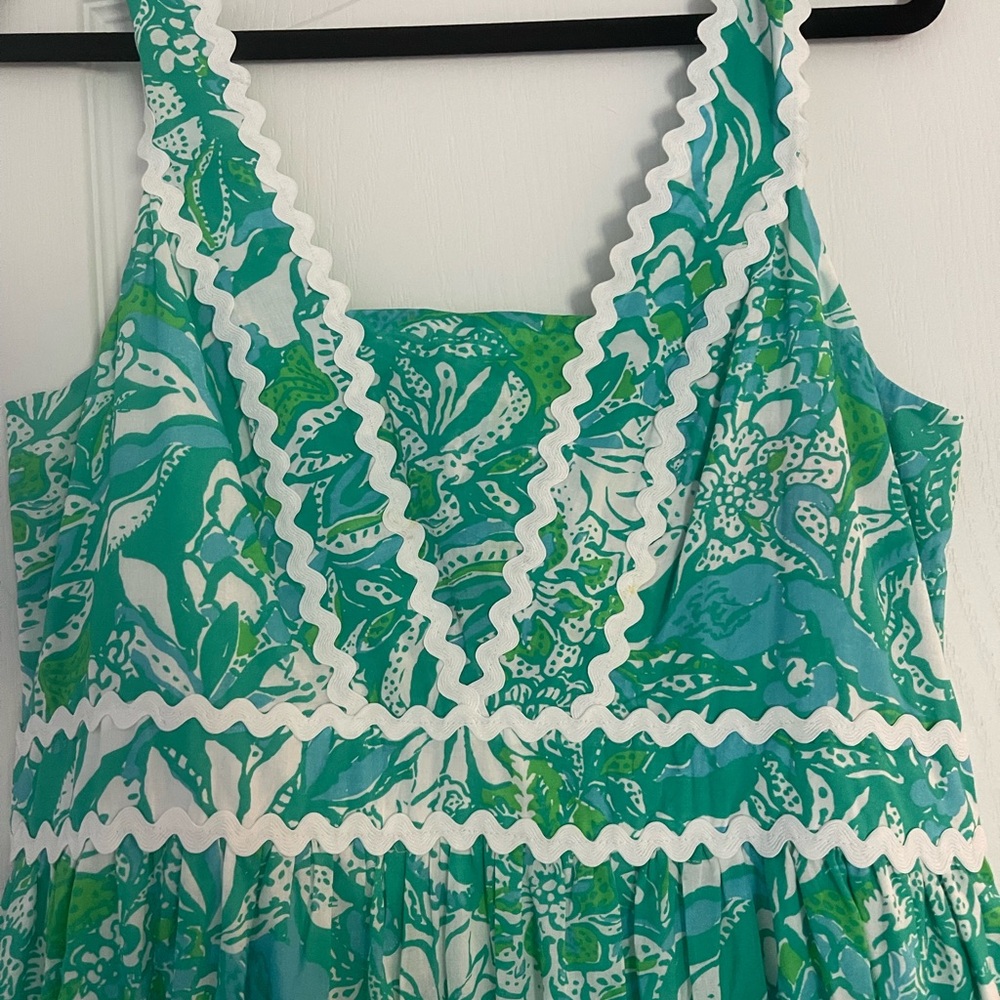 Green and White Floral Lily Pulitzer Dress - Picture 2 of 4